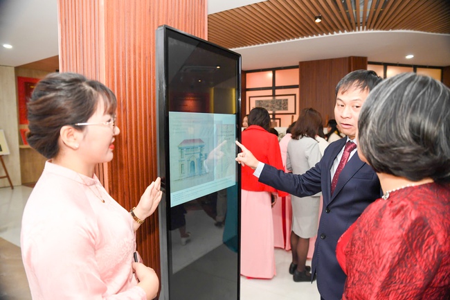 Đưa di sản tư liệu và tài liệu lưu trữ quốc gia đến gần hơn với công chúng - Ảnh 7. Đưa di sản tư liệu và tài liệu lưu trữ quốc gia đến gần hơn với công chúng - Ảnh 7.