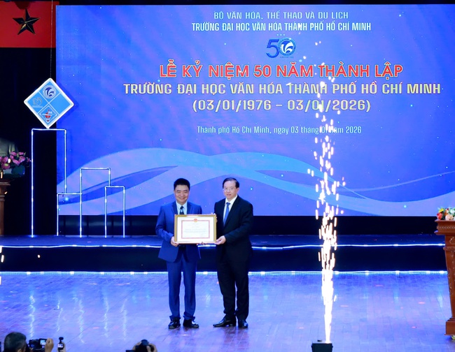 Trường Đại học Văn hóa TP. Hồ Chí Minh: Nửa thế kỷ kiến tạo Tri thức, lan tỏa giá trị Văn hóa - Ảnh 11. Trường Đại học Văn hóa TP. Hồ Chí Minh: Nửa thế kỷ kiến tạo Tri thức, lan tỏa giá trị Văn hóa - Ảnh 11.