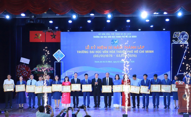 Trường Đại học Văn hóa TP. Hồ Chí Minh: Nửa thế kỷ kiến tạo Tri thức, lan tỏa giá trị Văn hóa - Ảnh 13. Trường Đại học Văn hóa TP. Hồ Chí Minh: Nửa thế kỷ kiến tạo Tri thức, lan tỏa giá trị Văn hóa - Ảnh 13.