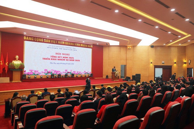 Phú Thọ cần tập trung xây dựng và phát triển văn hóa, coi văn hóa là nguồn lực quan trọng, là sức mạnh nội sinh, đáp ứng yêu cầu phát triển bền vững của địa phương và đất nước. - Ảnh 1.