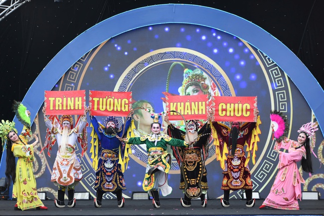 "Ngày Gia Lai tại Hà Nội": Lan tỏa thông điệp về một Gia Lai năng động, thân thiện, giàu bản sắc - Ảnh 6. "Ngày Gia Lai tại Hà Nội": Lan tỏa thông điệp về một Gia Lai năng động, thân thiện, giàu bản sắc - Ảnh 6.