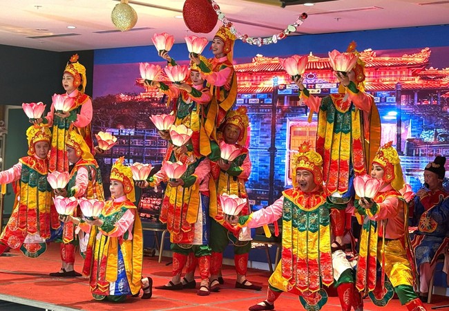 Quảng bá di sản Huế tại Australia - Ảnh 1.