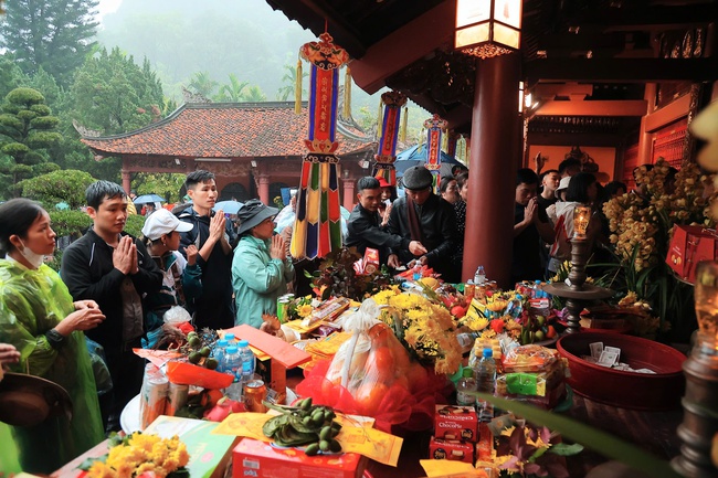 Chính thức khai hội Chùa Hương năm 2026 - Ảnh 10.