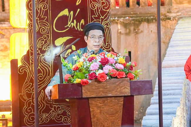 Dâng hương khai xuân Bính Ngọ 2026 tại Hoàng thành Thăng Long - Ảnh 1. Dâng hương khai xuân Bính Ngọ 2026 tại Hoàng thành Thăng Long - Ảnh 1.