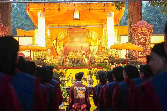 Dâng hương khai xuân Bính Ngọ 2026 tại Hoàng thành Thăng Long - Ảnh 2. Dâng hương khai xuân Bính Ngọ 2026 tại Hoàng thành Thăng Long - Ảnh 2.