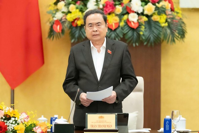 Thực hiện tốt công tác thông tin, tuyên truyền sâu, rộng, có trọng tâm, trọng điểm về cuộc bầu cử đại biểu Quốc hội và đại biểu HĐND các cấp  - Ảnh 2.