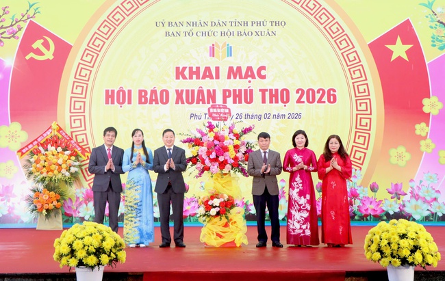 Phú Thọ khai mạc Hội báo Xuân 2026 - Ảnh 2.