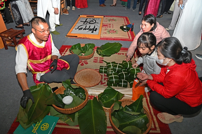 Khai mạc chương trình "Happy Tết 2026 – Tết là hạnh phúc" tại Hoàng thành Thăng Long - Ảnh 3.
