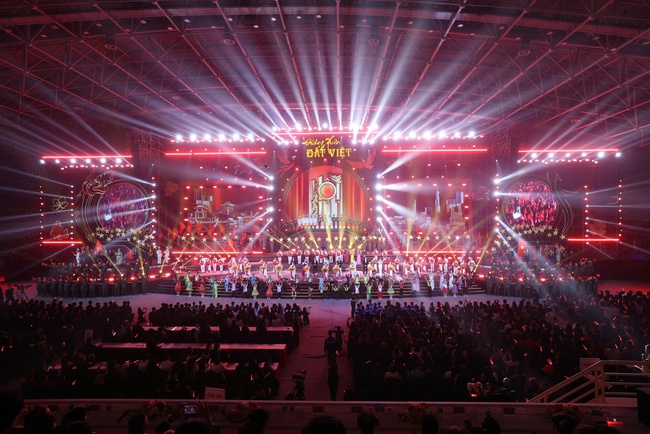 Bản hòa ca mùa xuân tại chương trình nghệ thuật chính luận đặc biệt "Đường Xuân đất Việt 2026 - Hội tụ" - Ảnh 6.