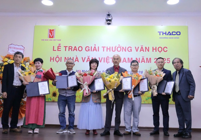 Vinh danh các tác giả, tác phẩm tiêu biểu tại Giải thưởng văn học Hội Nhà văn Việt Nam năm 2025  - Ảnh 2.