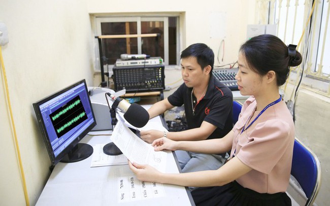 Khánh Hòa tổ chức thực hiện thống nhất, đồng bộ các nhiệm vụ thông tin cơ sở - Ảnh 1.