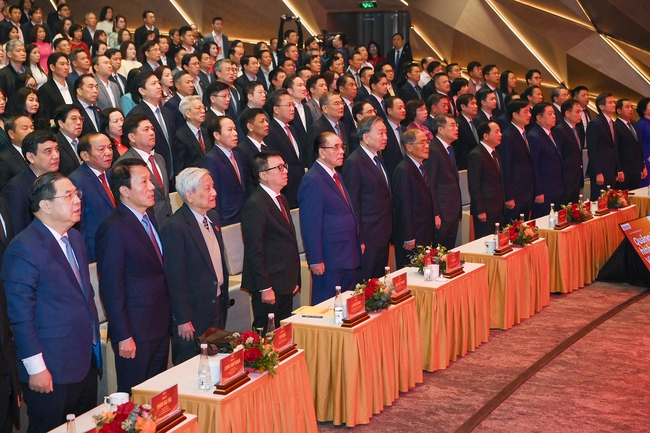 Báo Nhân Dân kỷ niệm 75 năm Ngày ra số đầu và đón nhận Huân chương Lao động hạng Nhất - Ảnh 2.