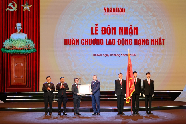 Báo Nhân Dân kỷ niệm 75 năm Ngày ra số đầu và đón nhận Huân chương Lao động hạng Nhất - Ảnh 1.