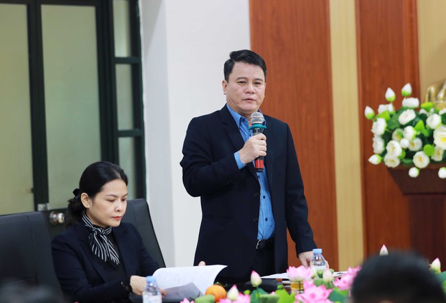 Thứ trưởng Tạ Quang Đông thăm và làm việc với Trường Cao đẳng Văn hóa Nghệ thuật Tây Bắc  - Ảnh 2.