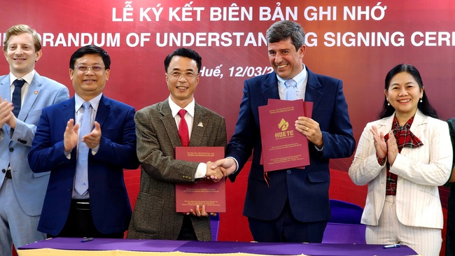 Thụy Sĩ hỗ trợ nâng cao chất lượng nguồn nhân lực cấp quản lý trong ngành du lịch tại miền Trung - Ảnh 3.