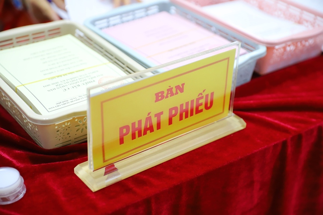 [Ảnh] Không khí bầu cử tại khu vực bỏ phiếu số 7, phường Xuân Đỉnh, thành phố Hà Nội - Ảnh 6.