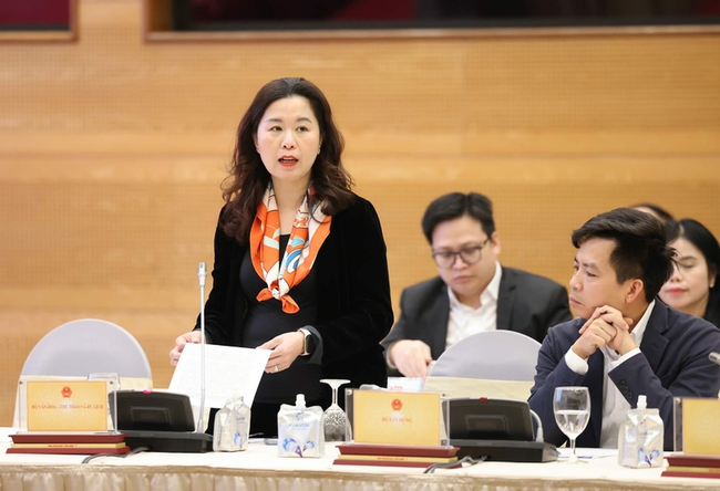 Đẩy mạnh phân cấp trong quản lý lễ hội, đảm bảo người dân được tiếp cận và hưởng thụ các giá trị văn hóa truyền thống một cách trang trọng, hiệu quả - Ảnh 3. Đẩy mạnh phân cấp trong quản lý lễ hội, đảm bảo người dân được tiếp cận và hưởng thụ các giá trị văn hóa truyền thống một cách trang trọng, hiệu quả - Ảnh 3.