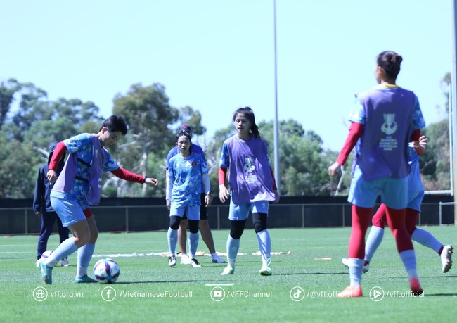 Tuyển nữ Việt Nam đảm bảo thể lực trong thời tiết nắng nóng, tích cực chuẩn bị cho trận đấu tiếp theo tại VCK nữ châu Á 2026 - Ảnh 1.