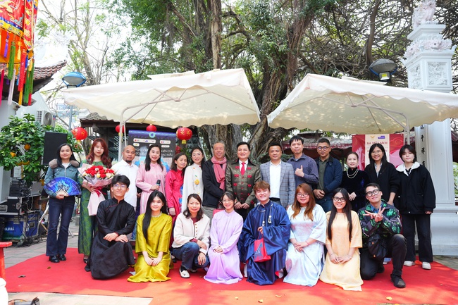 Người trẻ khởi xướng dự án số hóa và quảng bá Tín ngưỡng thờ Mẫu Tam phủ - Ảnh 5.