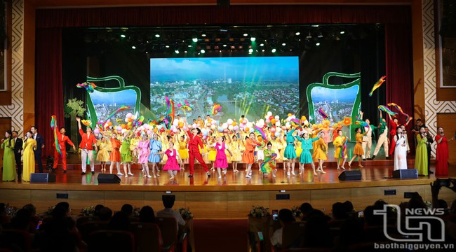 Triển khai Đề án "Phát huy giá trị văn hóa, sức mạnh con người tỉnh Thái Nguyên giai đoạn 2026-2030" - Ảnh 1.