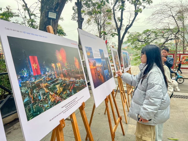 22 tác phẩm xuất sắc được vinh danh tại Cuộc thi ảnh báo chí “Việt Nam trên hành trình đổi mới” - Ảnh 8.