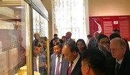 Thủ tướng Nguyễn Xuân Phúc thăm triển lãm 