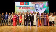 Nghệ sĩ Bangladesh trình diễn tác phẩm về cuộc đời của Chủ tịch Hồ Chí Minh