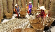 Tổ chức xây dựng và phát huy mô hình đan lát truyền thống của người Khmer