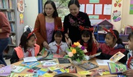 Trao tặng sách cho bạn đọc, giáo viên và học sinh ở Quảng Trị