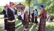 Tổ chức truyền dạy văn hóa phi vật thể cho dân tộc Phù Lá và dân tộc La Chí