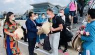 Du khách Nga hào hứng khi trở lại Khánh Hòa