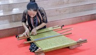 Đà Nẵng bảo tồn nghề dệt thổ cẩm của người Cơ Tu