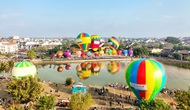 Rực rỡ sắc màu “Ngày hội khinh khí cầu” bên sông Hoài