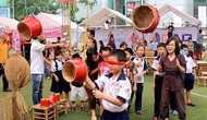 'Tuổi thơ với ngày hè' tại Làng Văn hóa - Du lịch các dân tộc Việt Nam