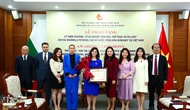 Đại sứ Bulgaria tại Việt Nam nhận Kỷ niệm chương “Vì sự nghiệp Văn hoá, Thể thao và Du lịch” 