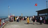 Quảng Ninh thu hút đa dạng dòng khách dịp cuối tuần