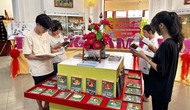 Trưng bày hơn 250 bản sách về Chủ tịch Hồ Chí Minh