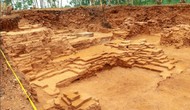Khai quật khảo cổ học ở phế tích tháp Champa Ðại Hữu: Xuất lộ nhiều điều thú vị