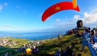 Quảng Ngãi: Giải Dù lượn hấp dẫn du khách đến đảo Lý Sơn