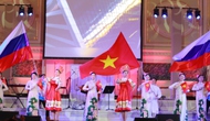 Chùm ảnh: Rực rỡ sắc màu văn hóa Việt tại Saint Petersburg