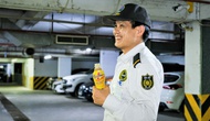 Ánh đèn ca đêm và hành trình bền đam mê để không ngừng bước tới của người gác cổng bình yên