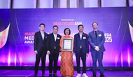 Đổi mới sáng tạo vì sức khỏe người Việt, FPT Long Châu được vinh danh tại Healthcare Asia Pharma Awards 2025