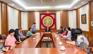 Trao quyết định nghỉ hưu cho Quyền Giám đốc Nhạc viện thành phố Hồ Chí Minh