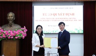 Trao quyết định công nhận Chủ tịch Hội đồng trường Trường Đại học Văn hóa Hà Nội