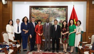 Thứ trưởng Hoàng Đạo Cương tiếp và làm việc với Giám đốc Trung tâm Di sản thế giới
