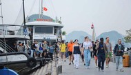 Nhiều hoạt động hấp dẫn thu hút du khách đến Quảng Ninh dịp hè