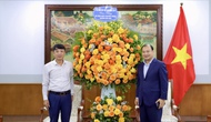 Thứ trưởng Thường trực Lê Hải Bình tiếp đoàn lãnh đạo Tạp chí Cộng sản thăm và chúc mừng Bộ VHTTDL nhân 80 năm Ngày truyền thống Ngành Văn hóa
