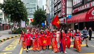 Nghệ thuật và áo dài truyền thống gắn kết quan hệ hữu nghị Việt Nam - Malaysia
