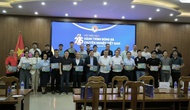Ra mắt cuốn sách 