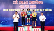 Trao thưởng nội dung Xe đạp địa hình- Giải vô địch xe đạp đường trường và địa hình quốc gia năm 2025